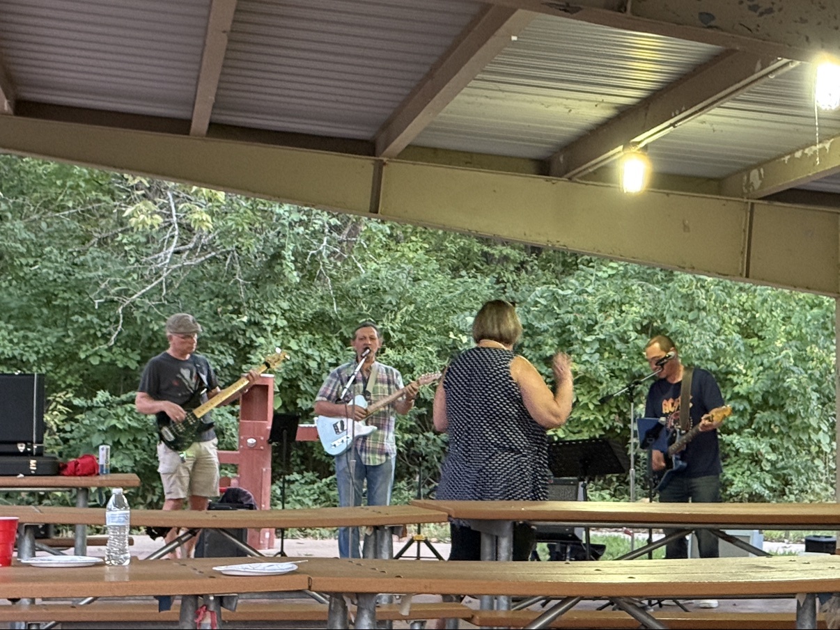 Live music and dancing